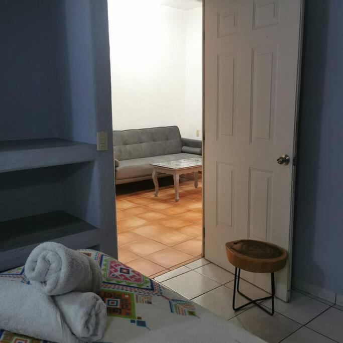 1 Bedroom Apt With Ac , Tv , Wi-Fi Near Dt And Beach Zihuatanejo Eksteriør billede