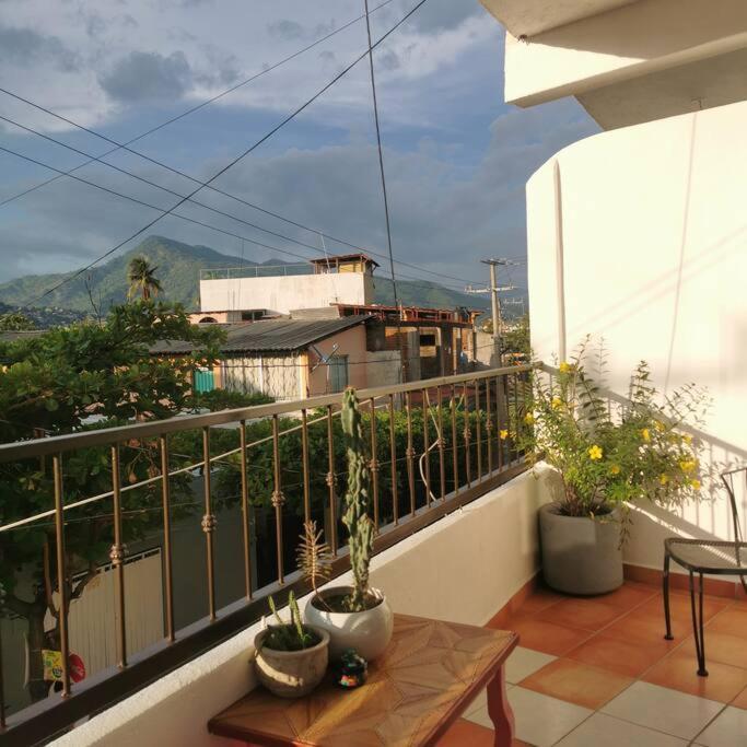 1 Bedroom Apt With Ac , Tv , Wi-Fi Near Dt And Beach Zihuatanejo Eksteriør billede