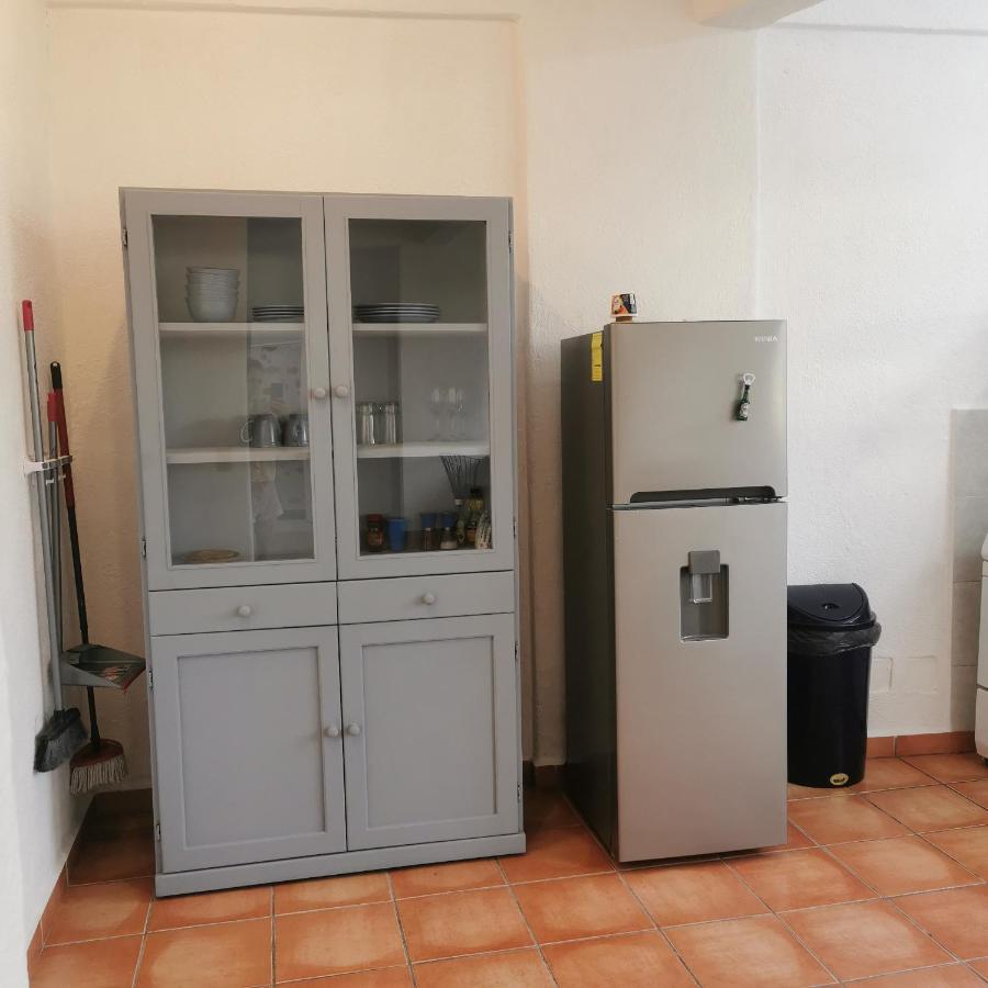 1 Bedroom Apt With Ac , Tv , Wi-Fi Near Dt And Beach Zihuatanejo Eksteriør billede