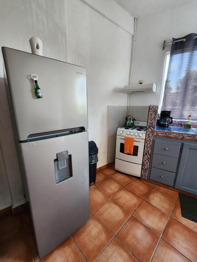 1 Bedroom Apt With Ac , Tv , Wi-Fi Near Dt And Beach Zihuatanejo Eksteriør billede